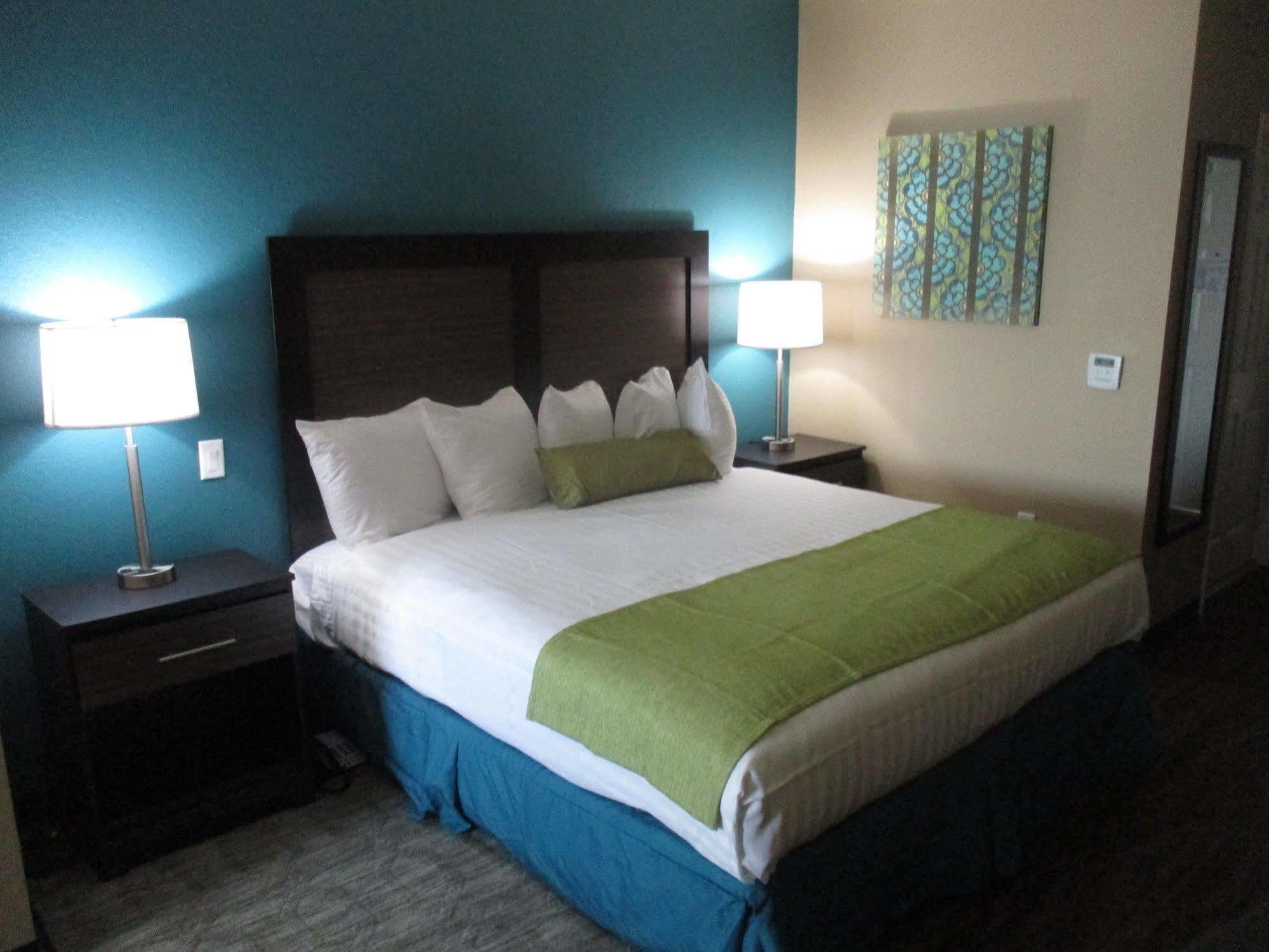 Western Resort 3*
